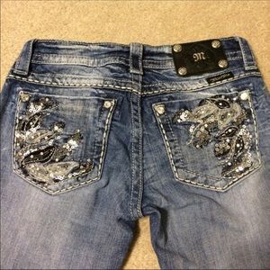 Miss me jeans size 26’ inseam 33’ bootcut